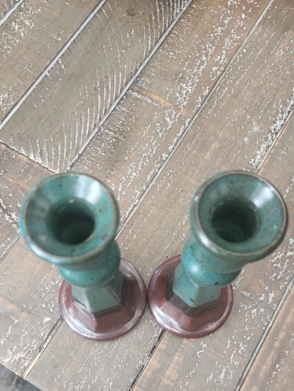 JOHN LOMAS STUD POTTERY CANDLE STK STONEWARE DARK BROWN GREEN GLAZE. 6.75